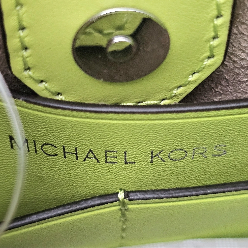 Michael Kors Hamilton Small Lime Cross Body Bag - Picture 9 of 16